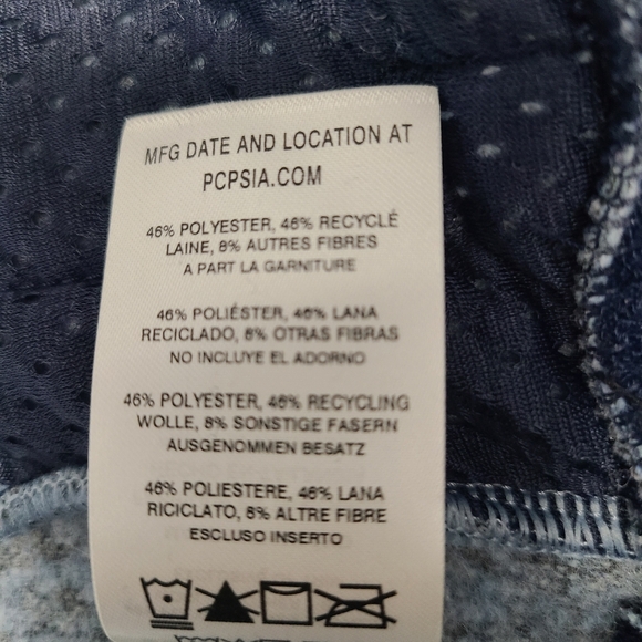 Patagonia Women'sWoolyester Fleece‎ Jacket Sky Blue Size Medium - Picture 14 of 16